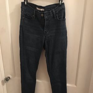 Levis jeans $15, size26,